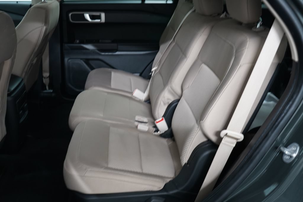 Certified 2022 Ford Explorer 4WD image 21