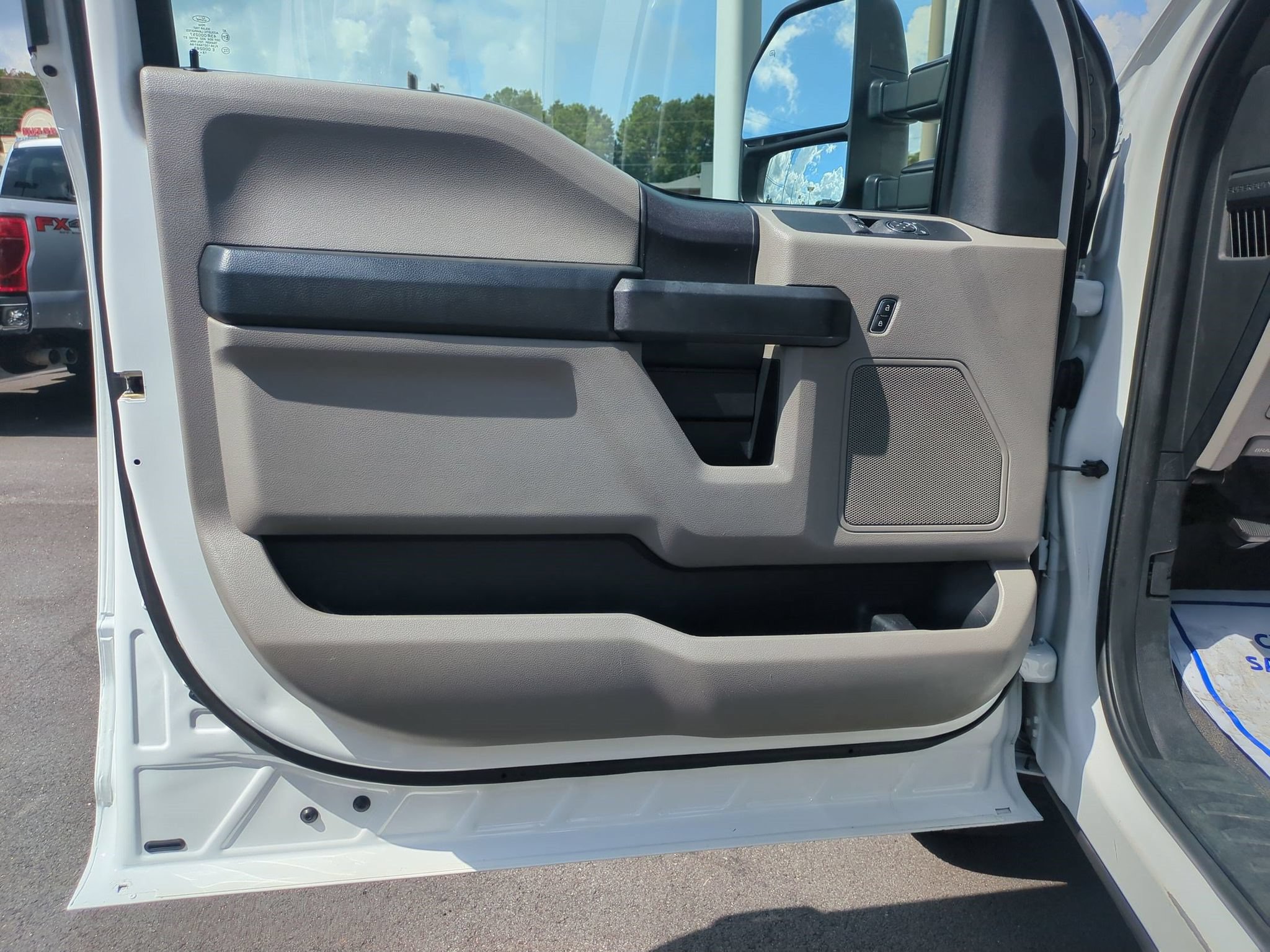 Certified 2019 Ford F350 XL w/ XL Value Package RWD image 10
