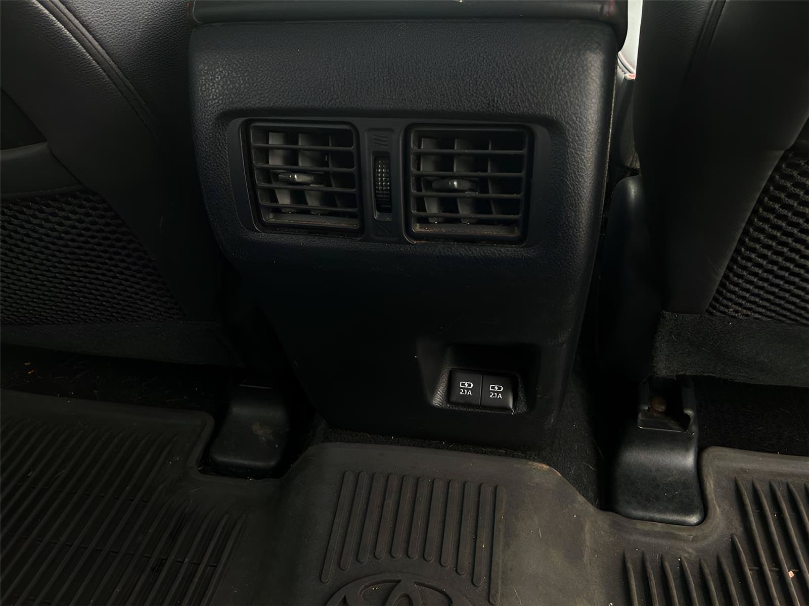Used 2021 Toyota 4Runner TRD Off-Road Premium w/ Moonroof Package AWD/4WD image 13