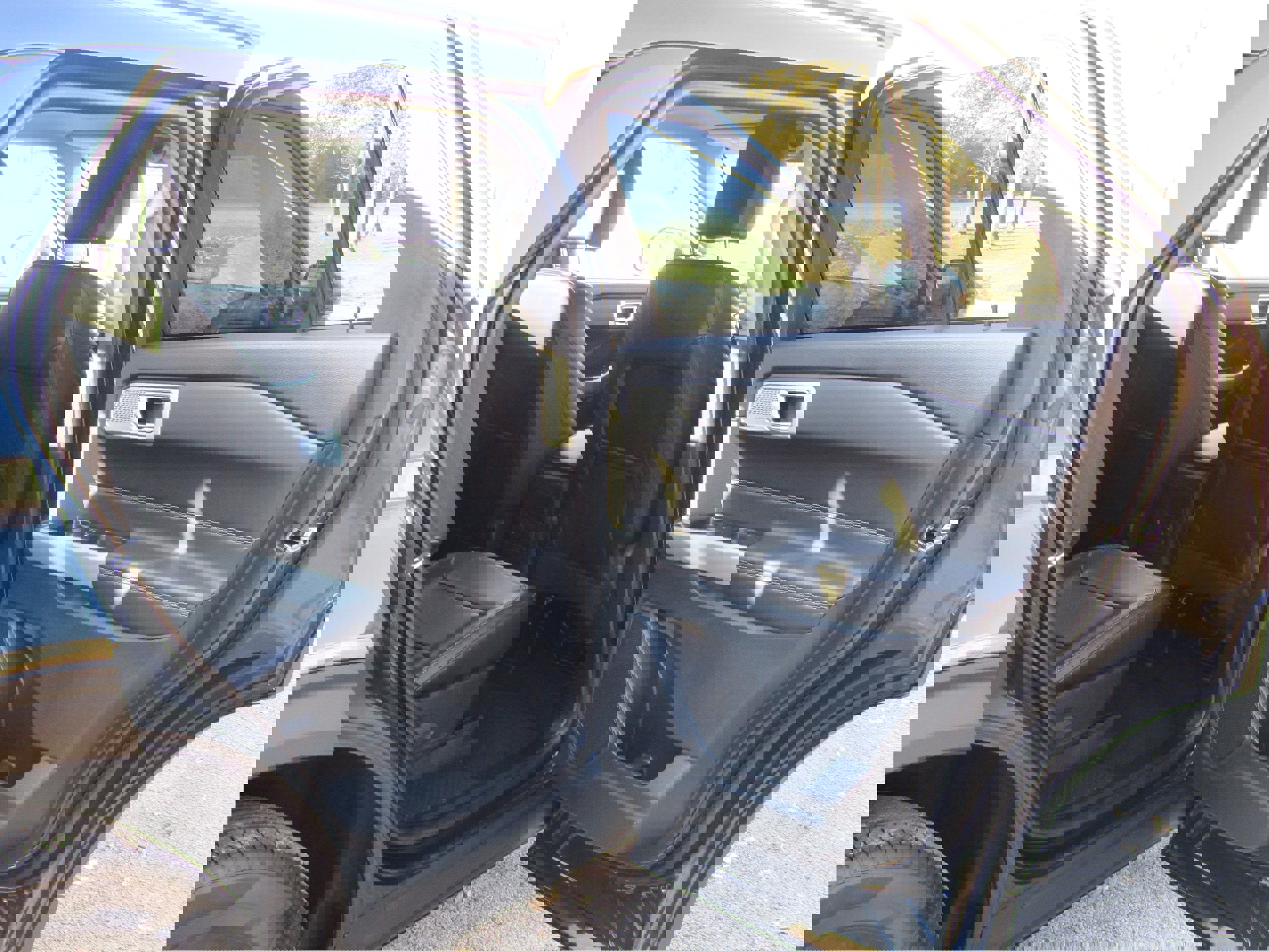 Certified 2023 Ford Explorer XLT w/ Equipment Group 202A image 23