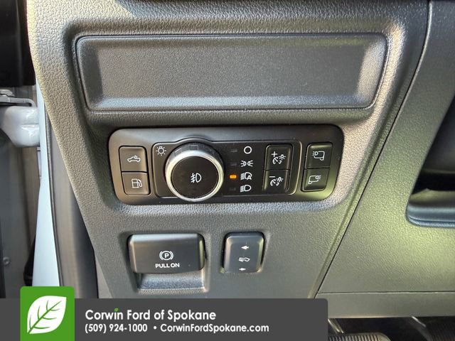Certified 2025 Ford F150 Platinum w/ FX4 Off-Road Package image 32
