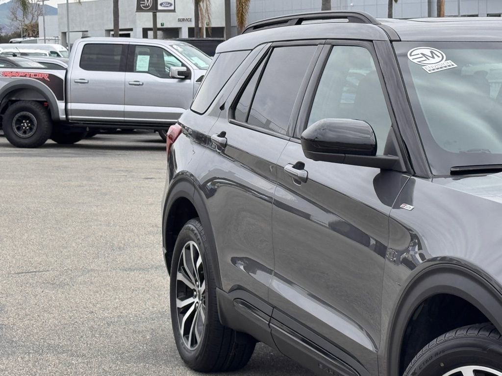 Certified 2023 Ford Explorer ST-Line w/ Class IV Trailer Tow Package image 6