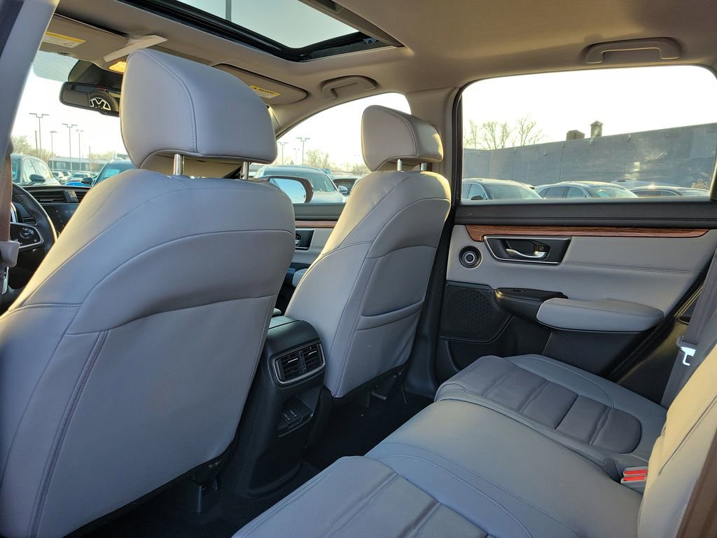 Used 2022 Honda CR-V Touring image 15