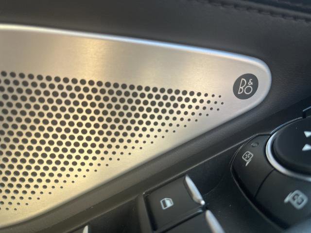 Certified 2022 Ford Explorer Platinum w/ Equipment Group 601A image 13