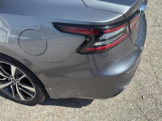 Used 2023 Nissan Maxima SL FWD image 7