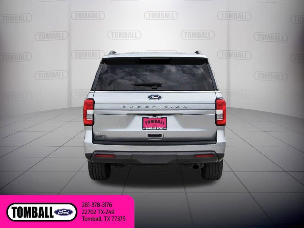 Certified 2023 Ford Expedition XLT image 4