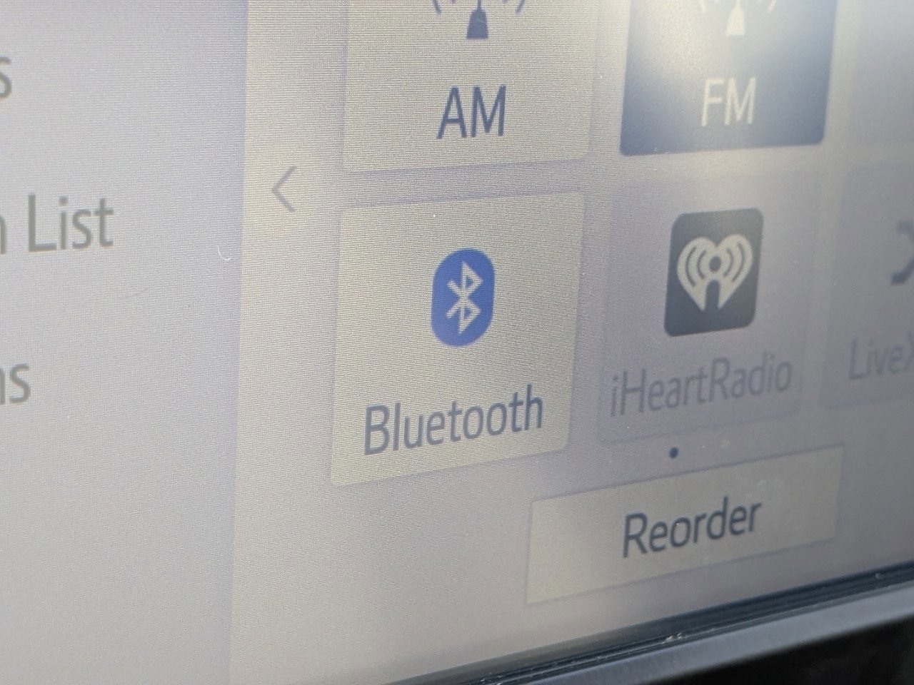 Used 2021 Toyota RAV4 LE image 22