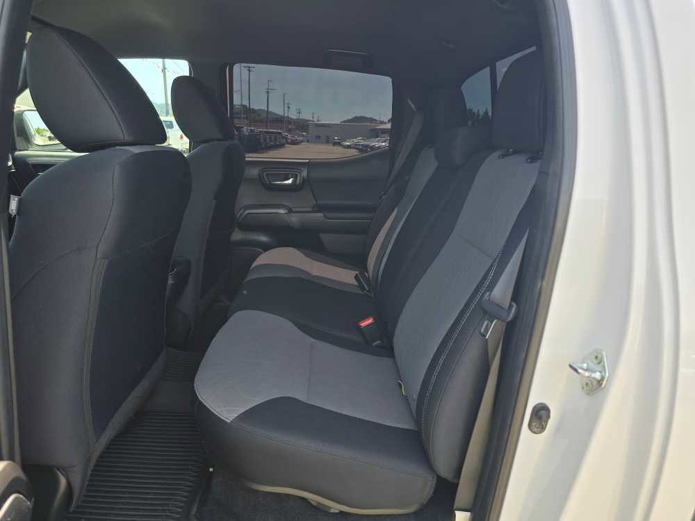 Used 2023 Toyota Tacoma TRD Off-Road AWD/4WD image 16