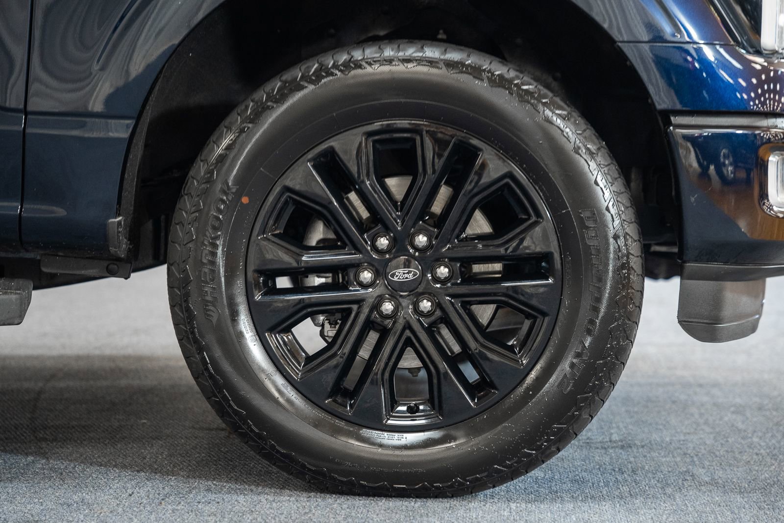 Certified 2024 Ford F150 Lariat w/ Equipment Group 502A High image 17