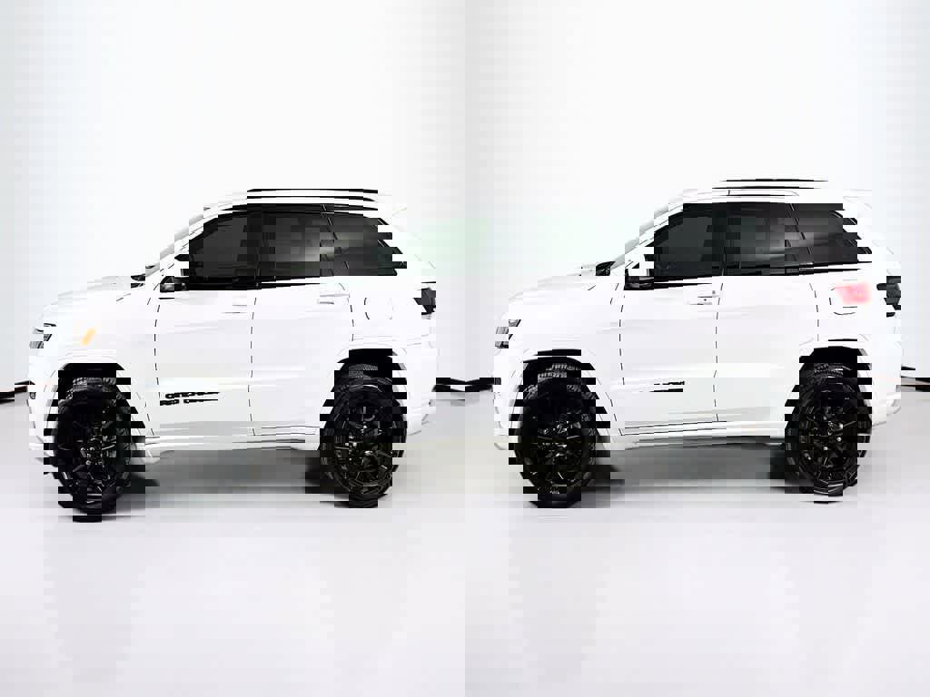 Used 2020 Jeep Grand Cherokee Altitude image 2