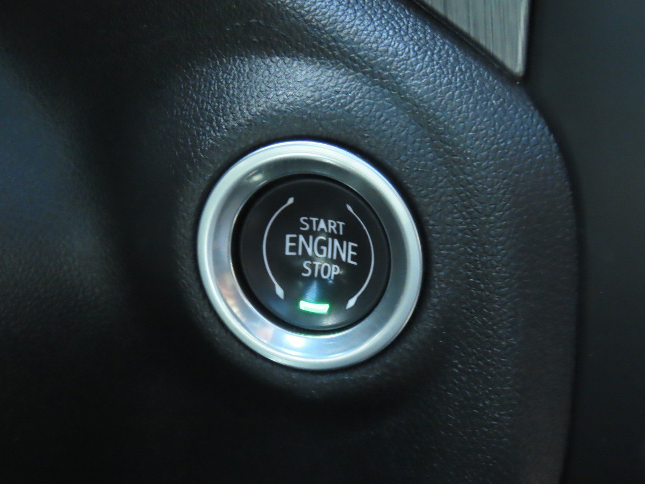 Used 2021 GMC Sierra 1500 Denali w/ Driver Alert Package II AWD/4WD image 29