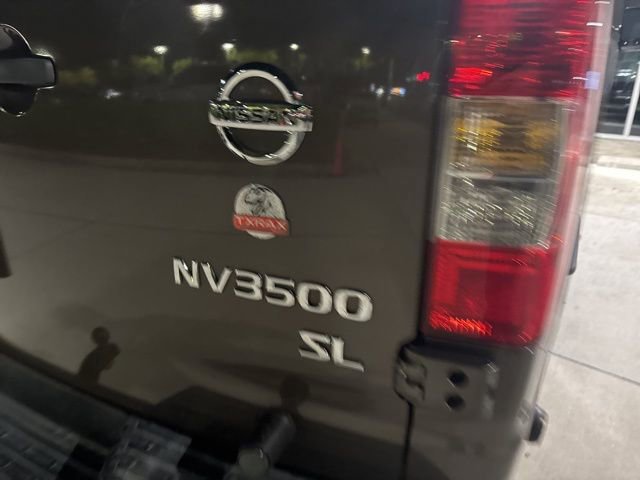 Used 2018 Nissan NV 3500 SL image 27
