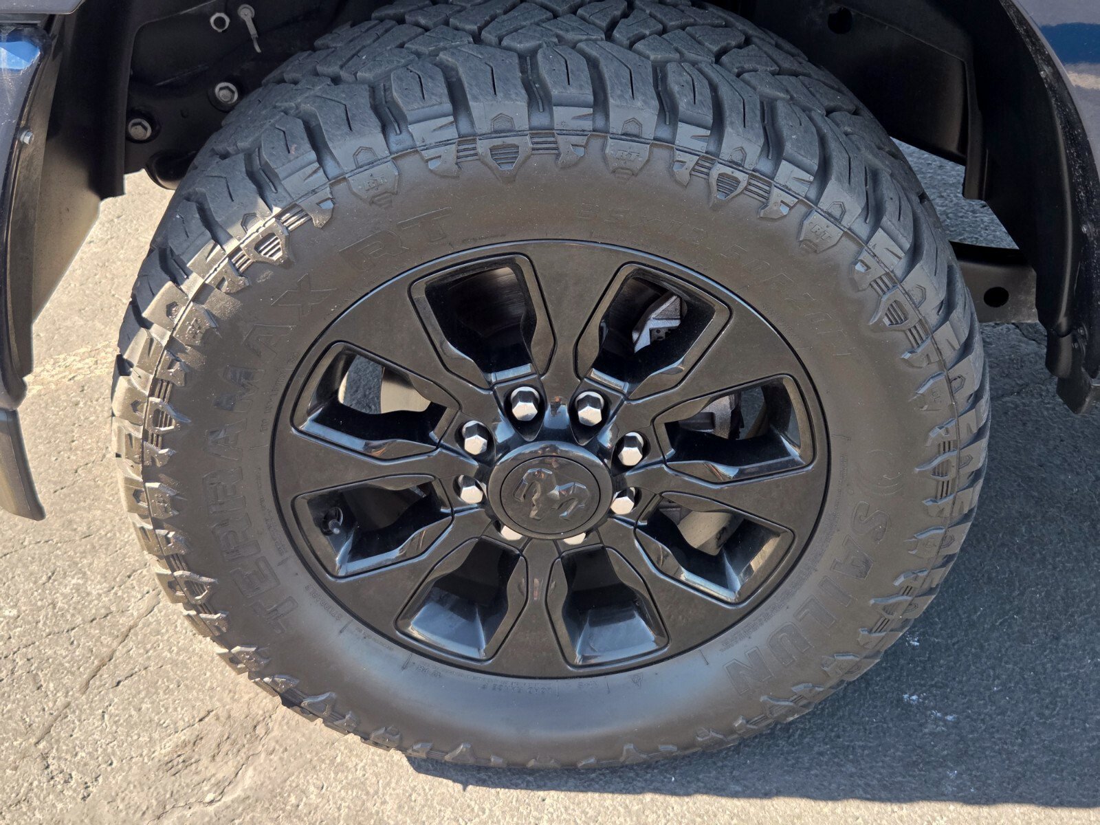 Used 2022 RAM 3500 Limited AWD/4WD image 9