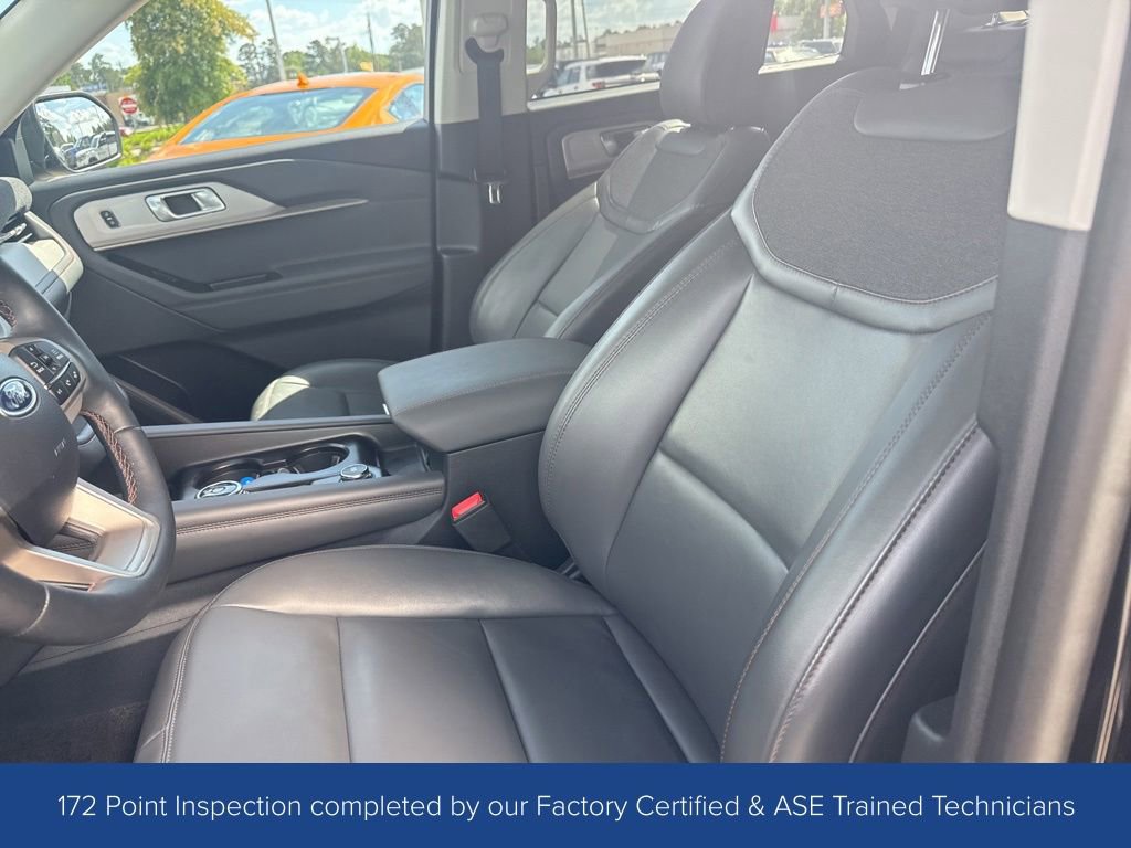 Certified 2026 Ford Explorer Active w/ Active Comfort Package RWD image 12