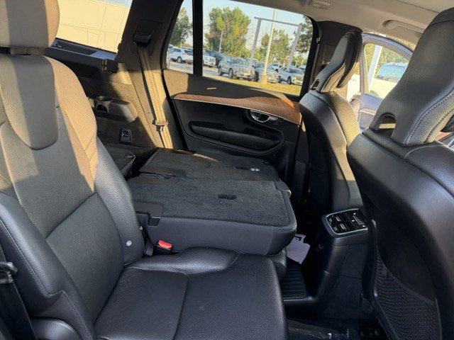 Used 2023 Volvo XC90 T8 Plus w/ Protection Package Premier AWD/4WD image 40