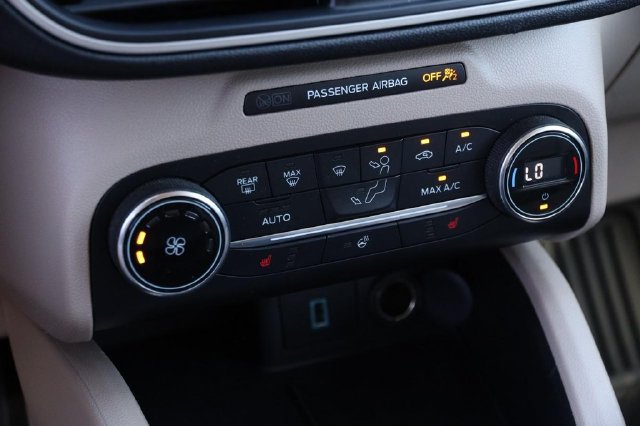 Certified 2020 Ford Escape SEL FWD image 20