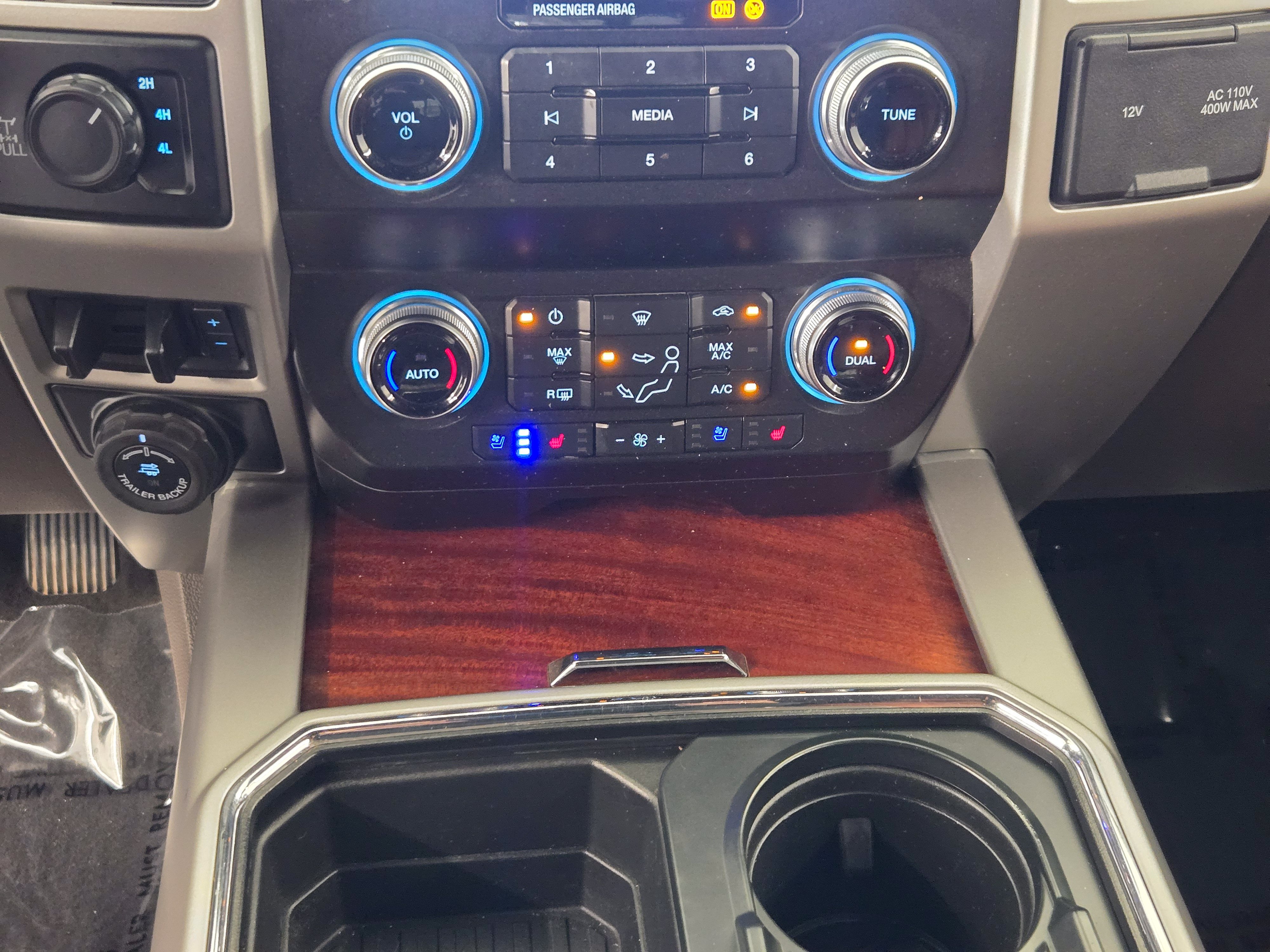 Certified 2021 Ford F250 King Ranch w/ King Ranch Ultimate Package AWD/4WD image 19