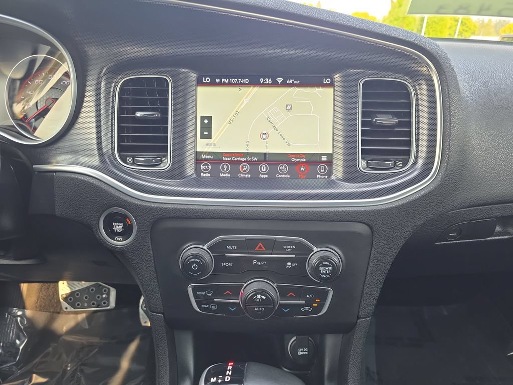 Used 2018 Dodge Charger R/T w/ Plus Group RWD image 28