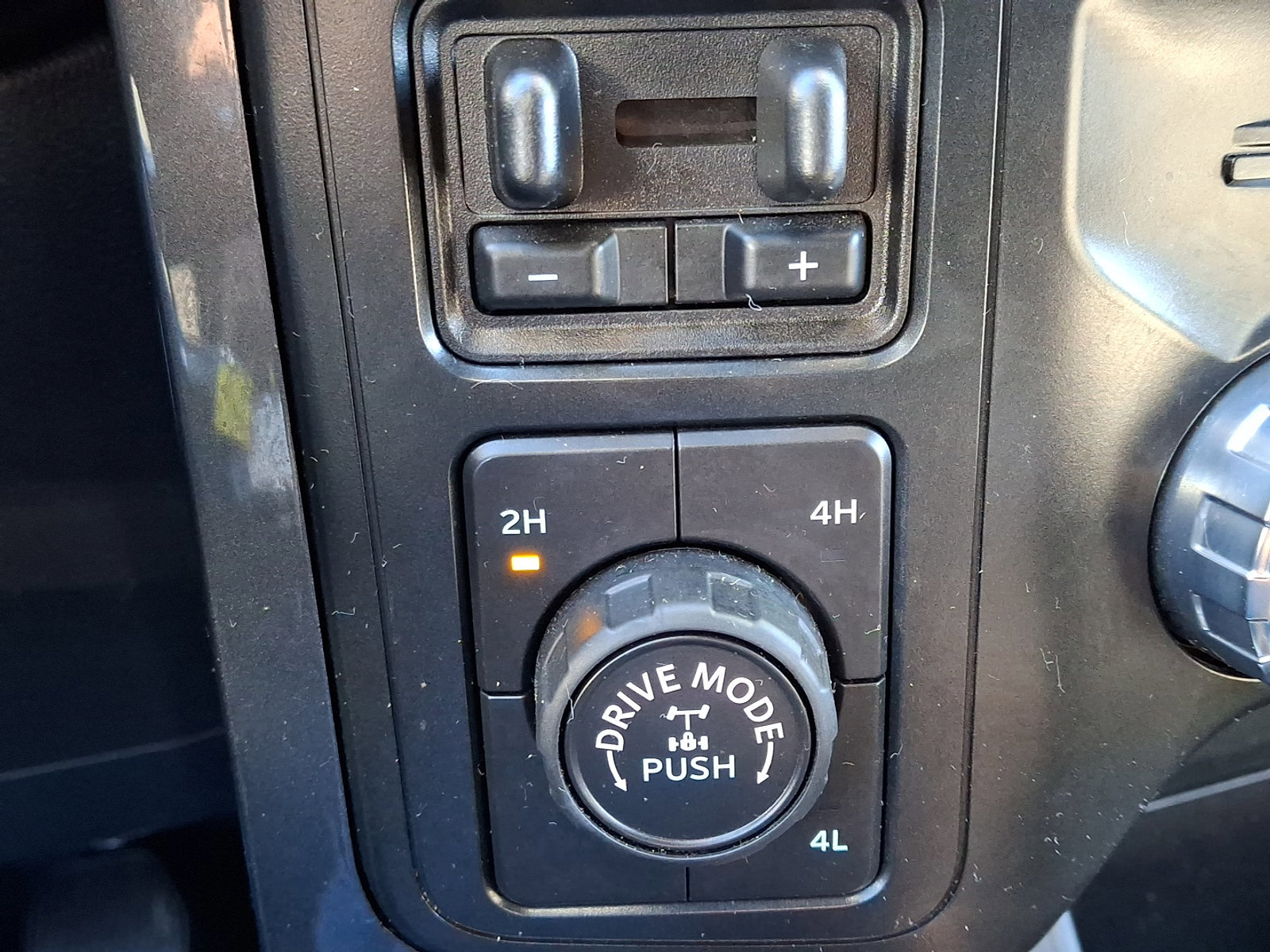 Certified 2022 Ford F150 XLT w/ Equipment Group 302A High image 24