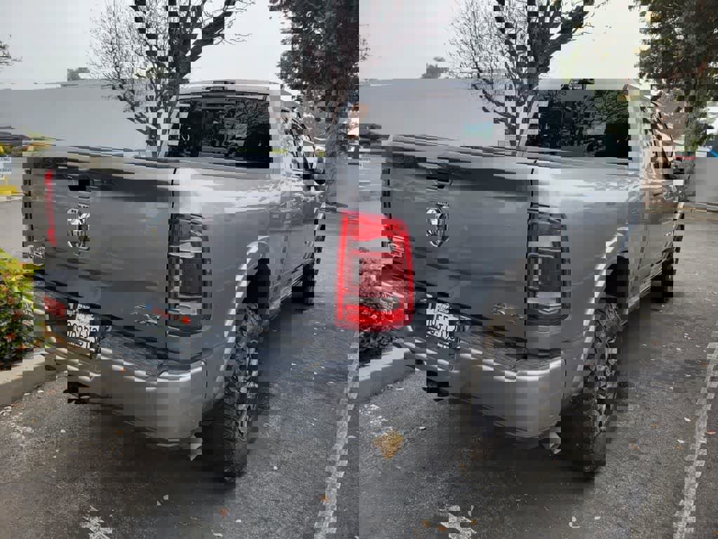 Used 2023 RAM 3500 Limited image 8