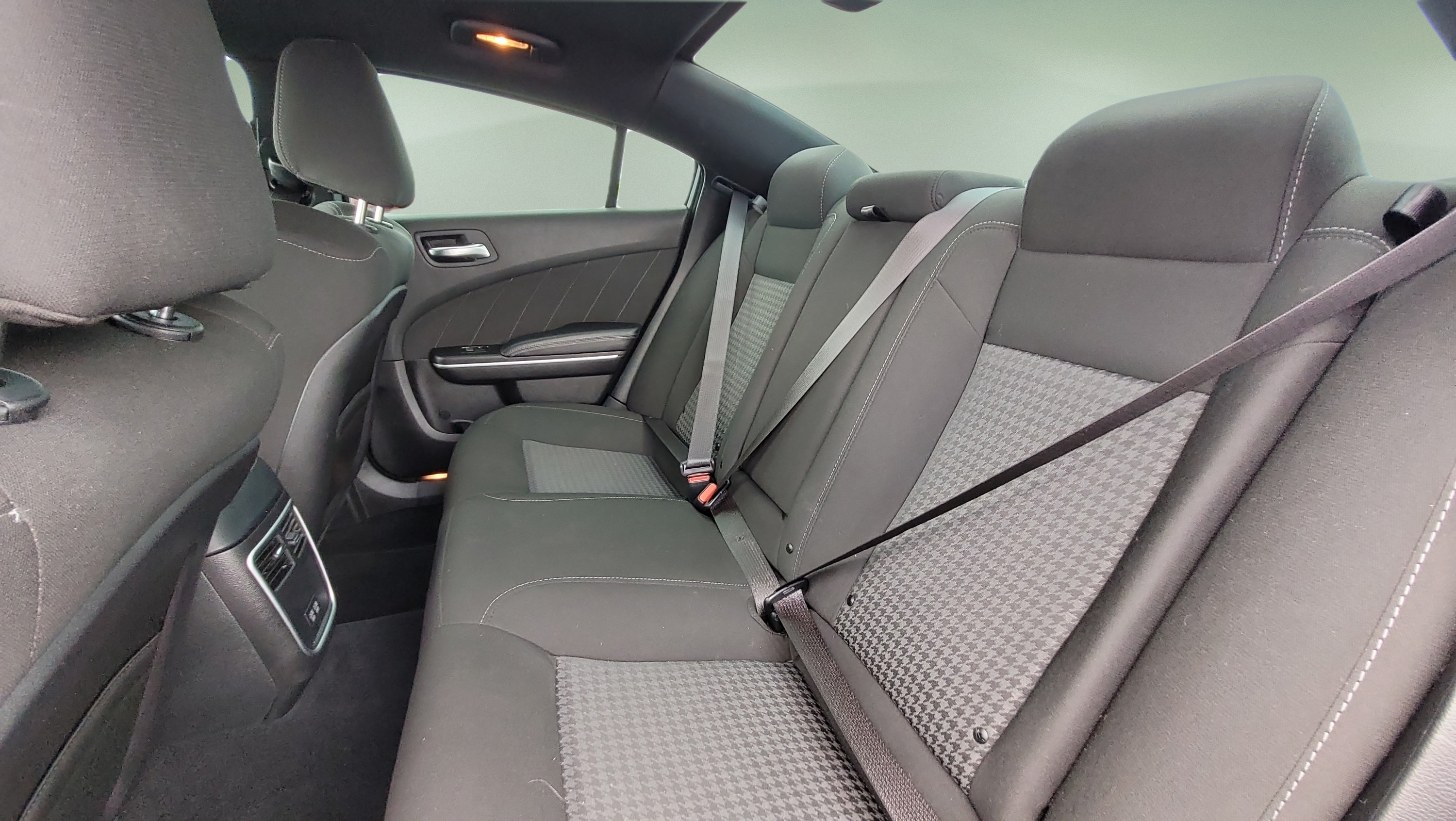 Used 2022 Dodge Charger R/T RWD image 17