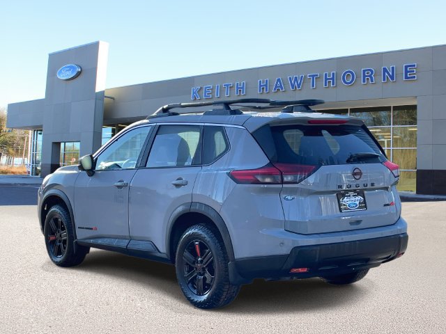 Used 2026 Nissan Rogue SV w/ Rock Creek Premium Package AWD/4WD image 4