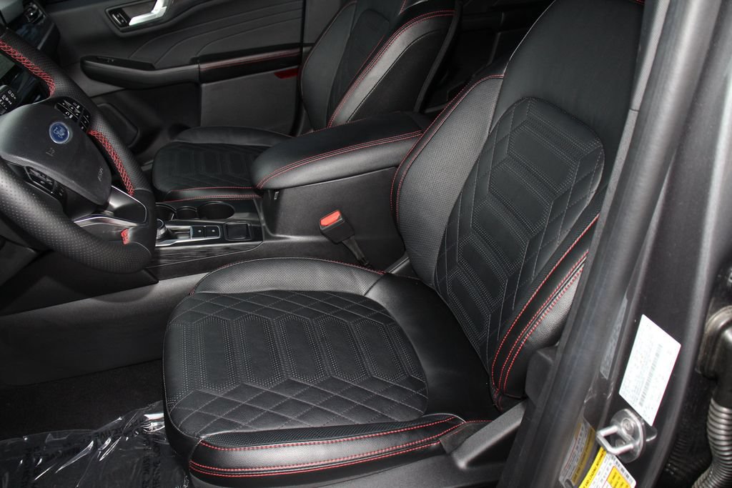 Certified 2023 Ford Escape ST-Line Elite w/ Premium Technology Package AWD/4WD image 23