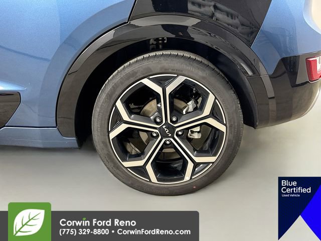 Used 2023 Kia Niro SX Touring image 37