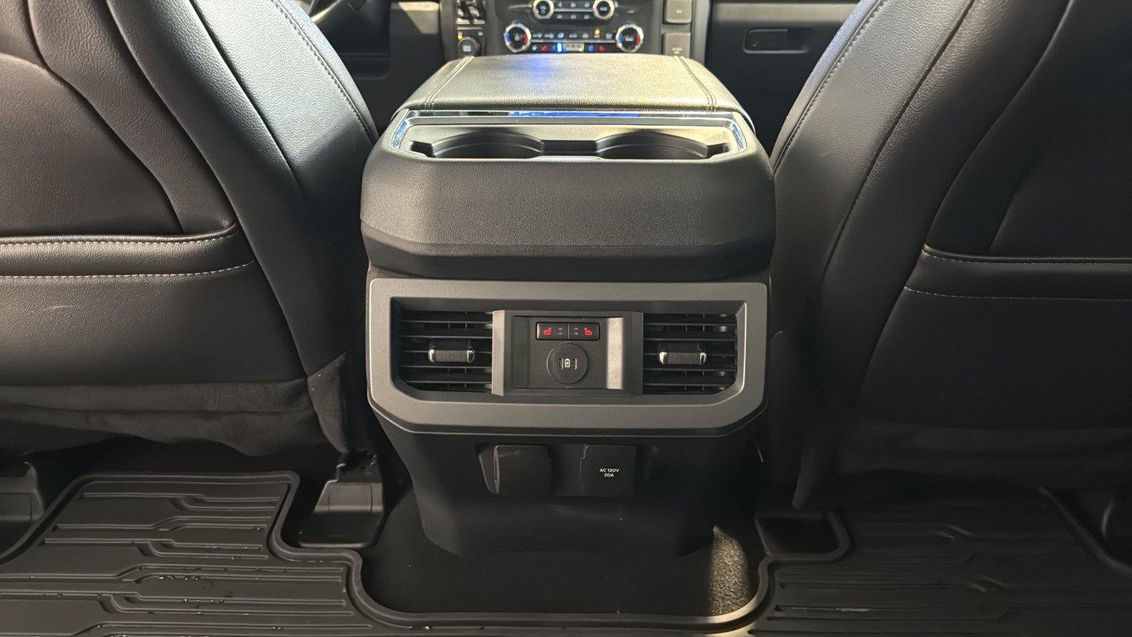 Certified 2024 Ford F250 Lariat w/ Lariat Ultimate Package AWD/4WD image 30