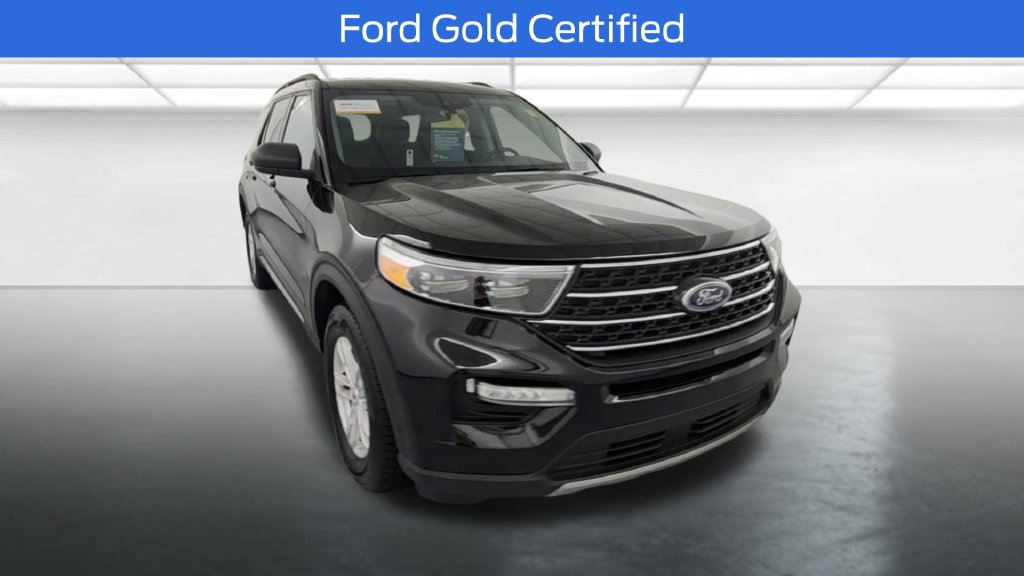 Certified 2024 Ford Explorer XLT w/ Equipment Group 202A AWD/4WD image 2