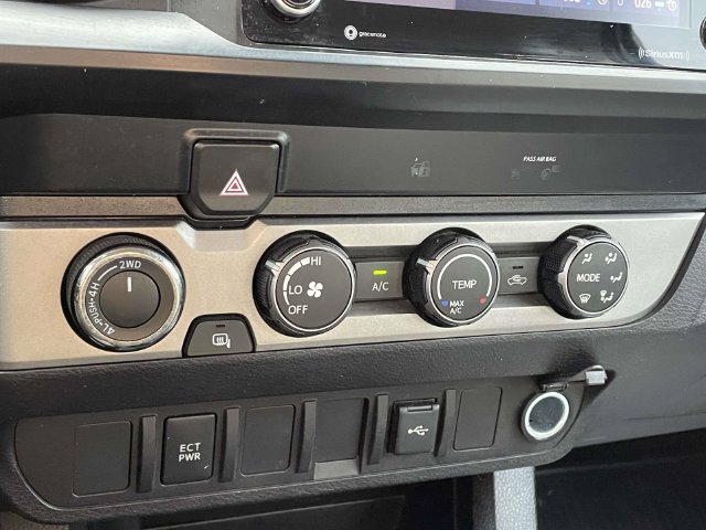 Used 2020 Toyota Tacoma SR AWD/4WD image 27