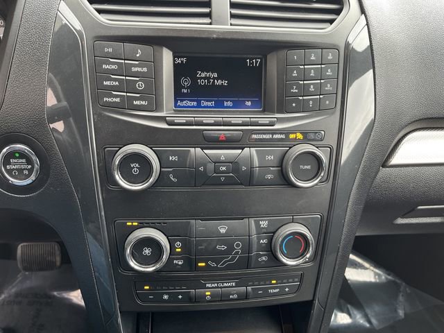 Certified 2018 Ford Explorer XLT image 19