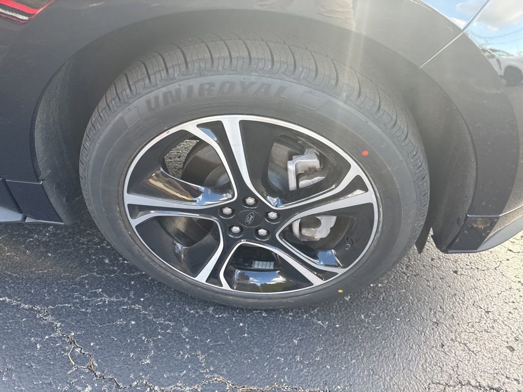 Certified 2022 Ford Edge ST image 42