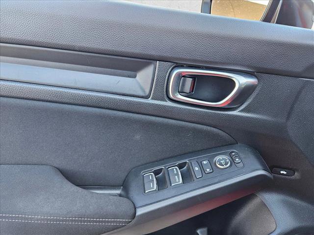 Used 2025 Honda Civic Sport image 9