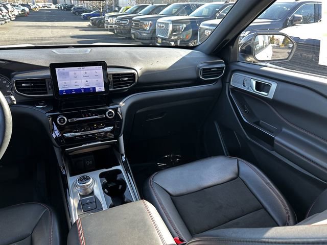 Certified 2023 Ford Explorer ST-Line image 18