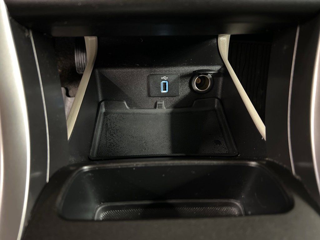 Certified 2018 Ford Fusion SE w/ Fusion SE Technology Package image 15