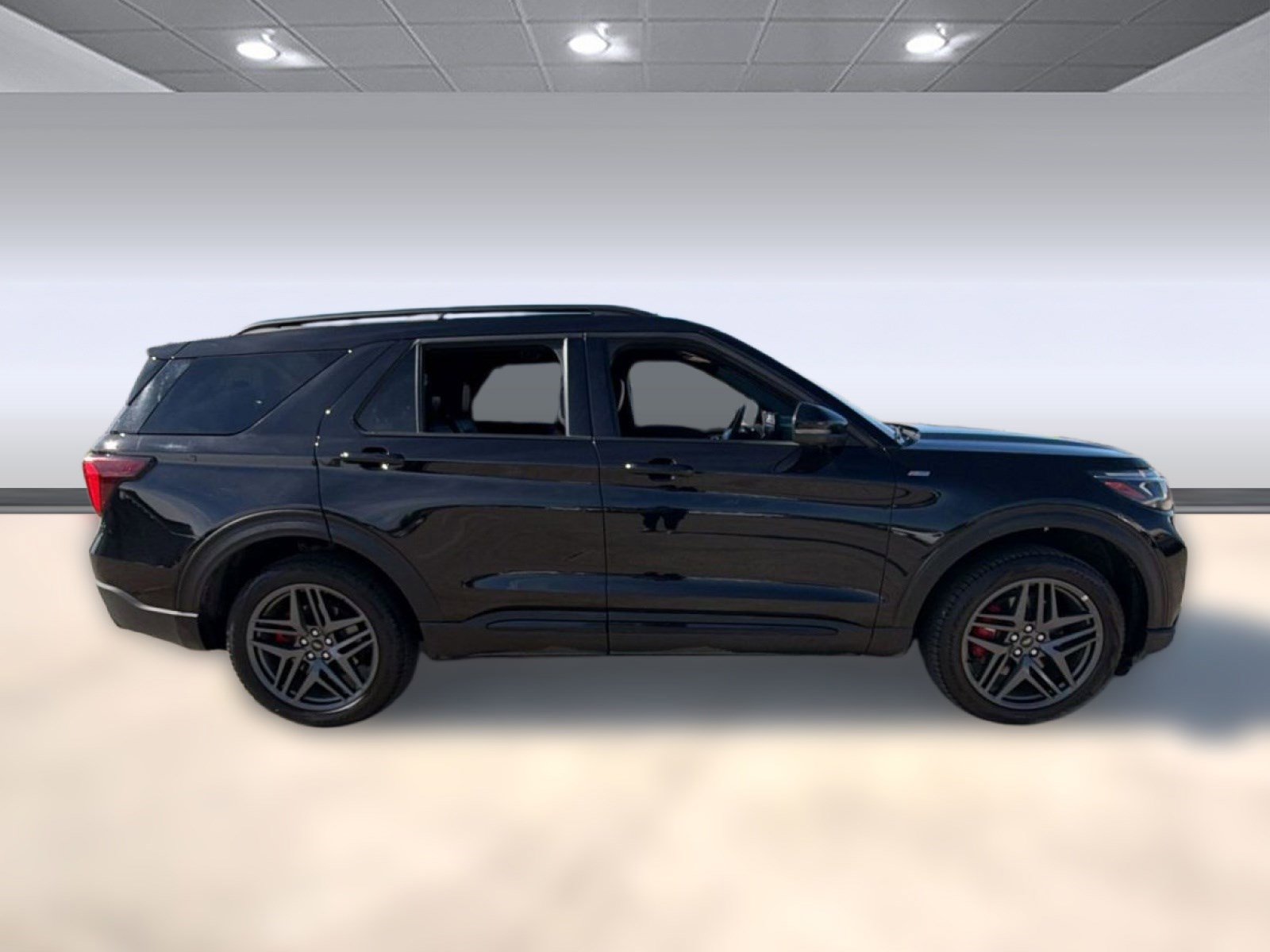 Certified 2025 Ford Explorer ST-Line w/ ST-Line Street Pack image 8