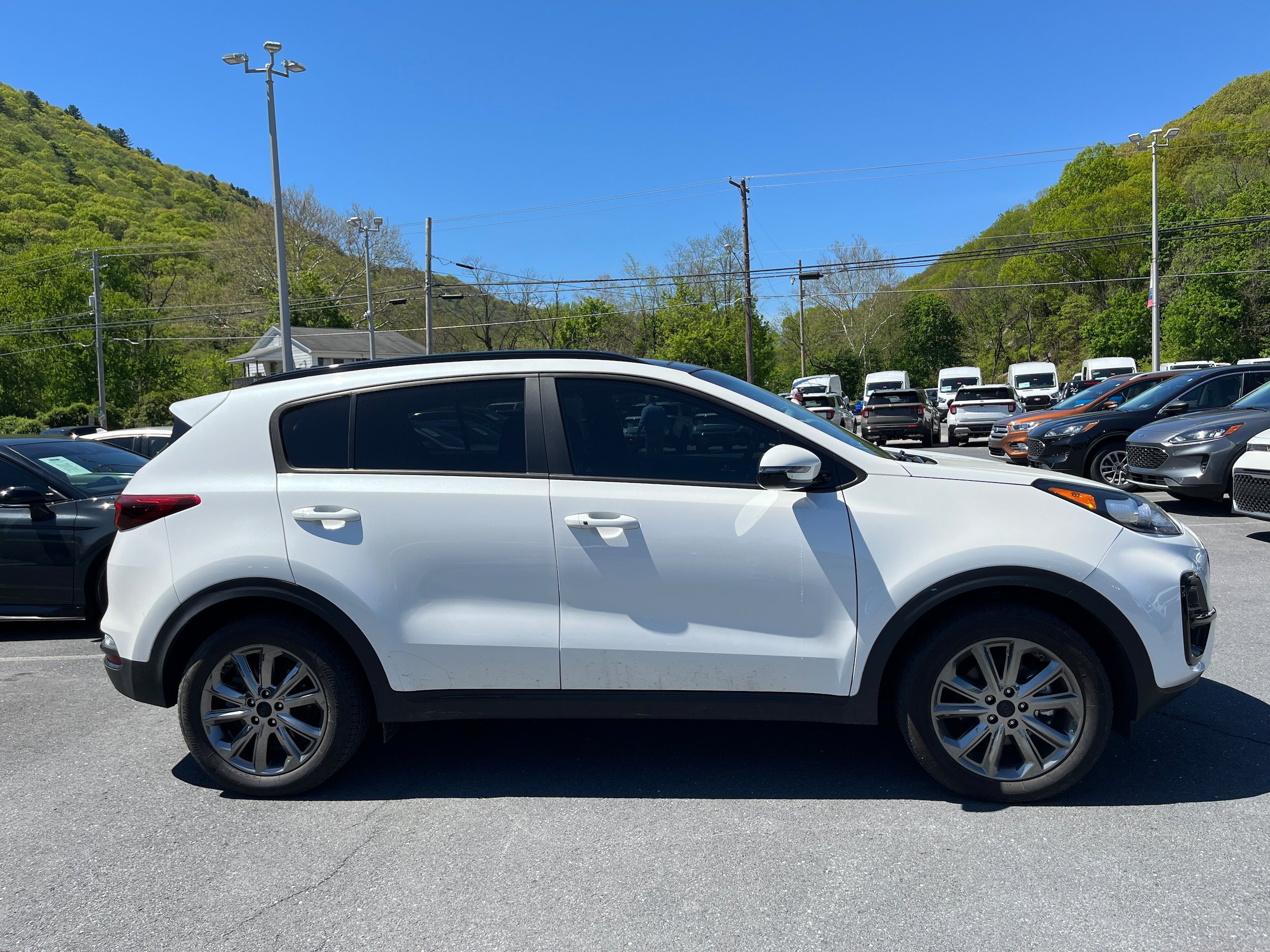 Used 2022 Kia Sportage Nightfall Edition w/ Nighfall AWD Premium Package image 4