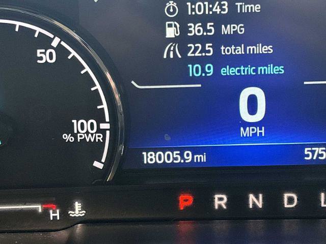 Certified 2024 Ford Maverick Lariat w/ Black Appearance Package FWD image 16