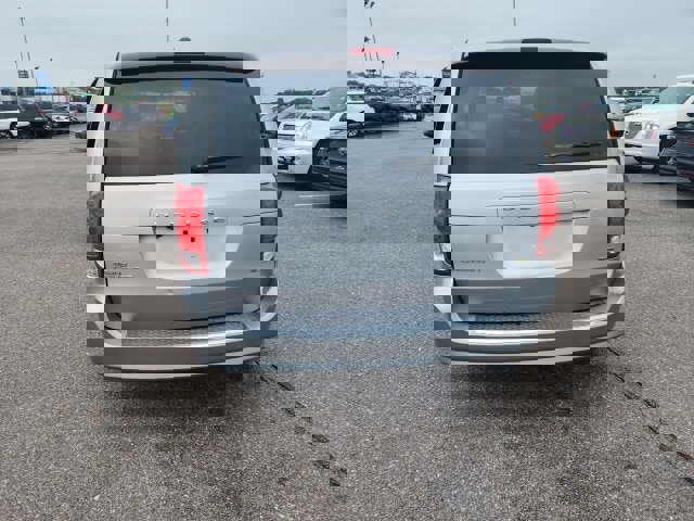 Used 2017 Dodge Grand Caravan SE w/ Power Window Group image 4