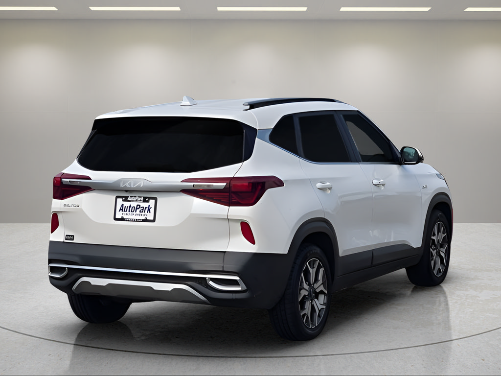 Used 2022 Kia Seltos EX AWD/4WD image 10