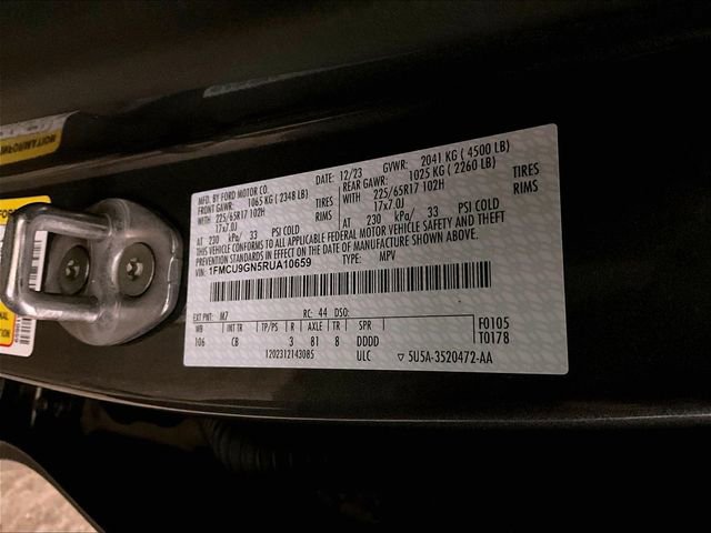 Certified 2024 Ford Escape Active AWD/4WD image 32