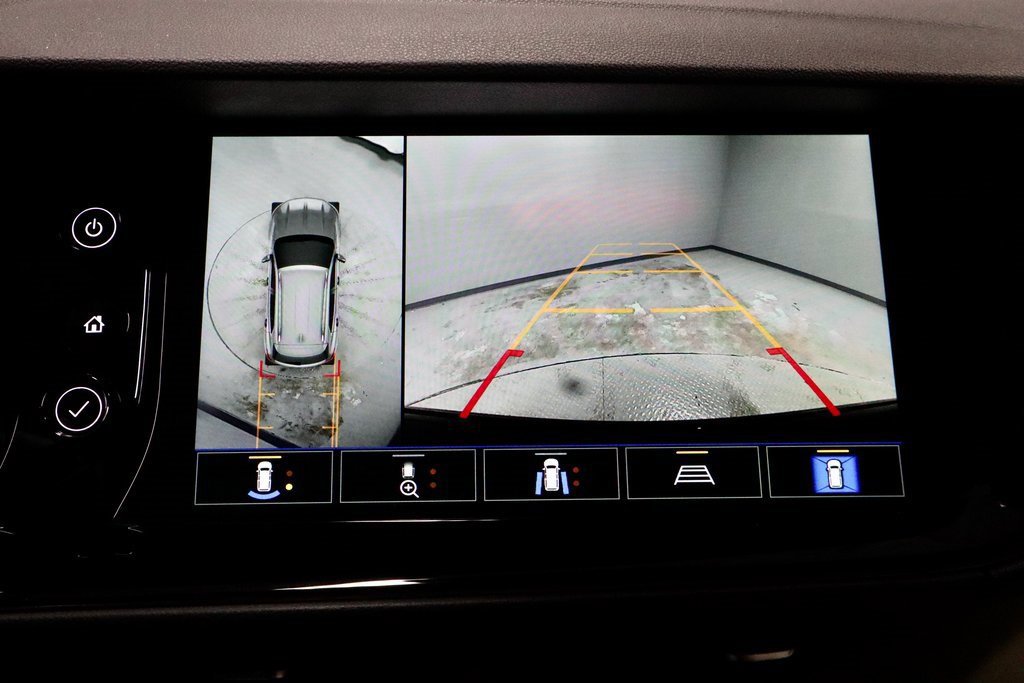 Used 2023 Buick Envision Avenir image 9