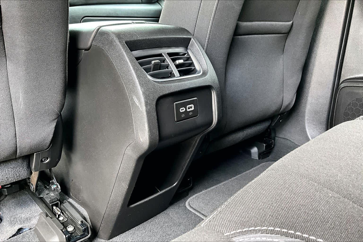 Used 2024 Chevrolet Blazer LT AWD/4WD image 36