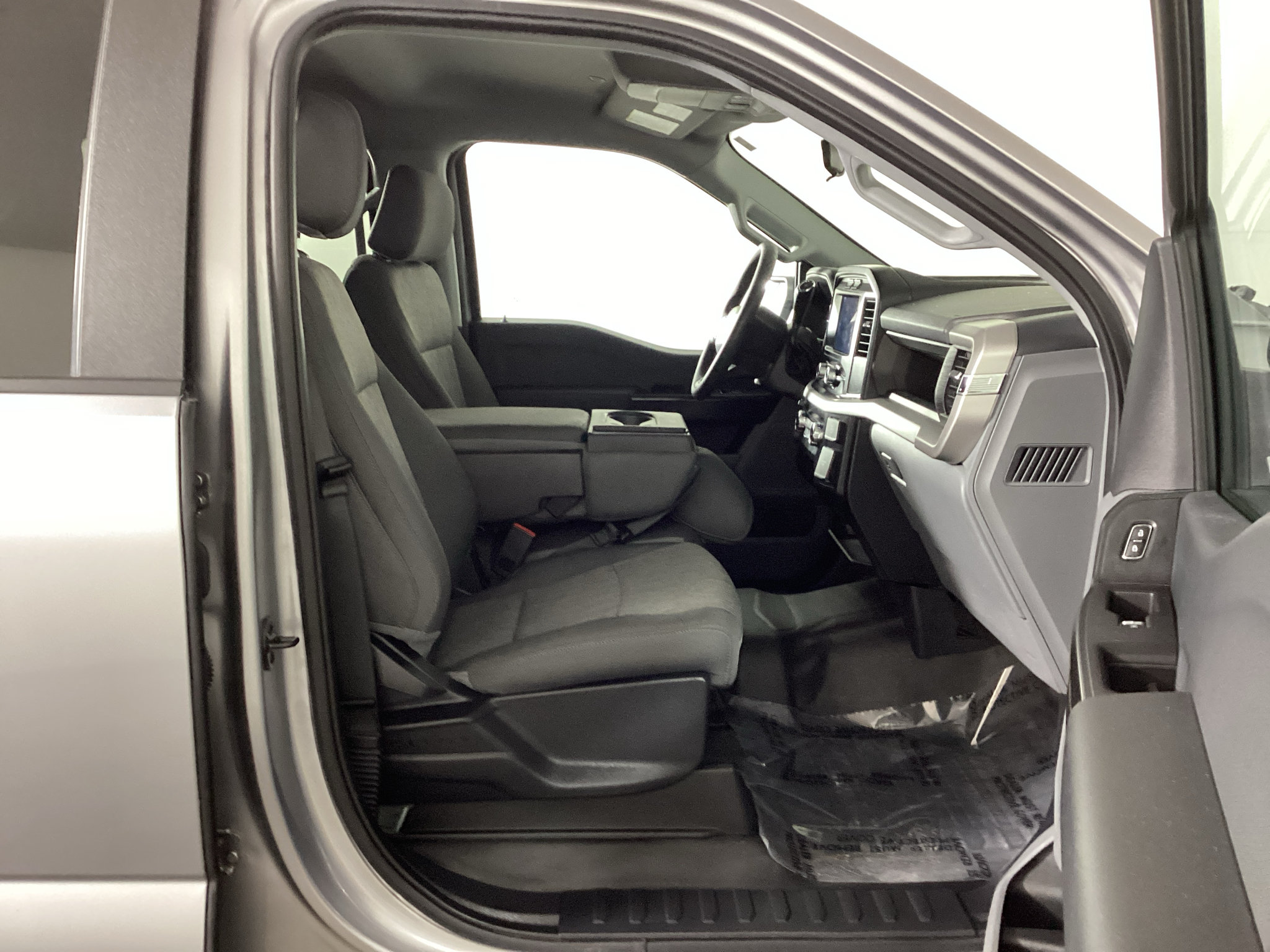 Certified 2022 Ford F150 XL w/ Trailer Tow Package AWD/4WD image 9