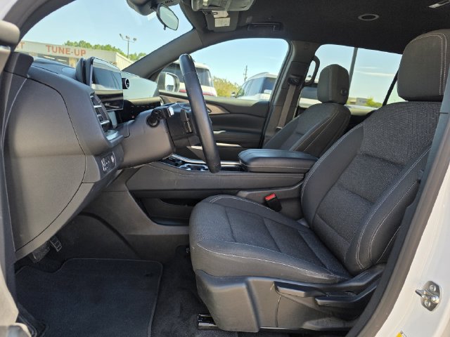 Used 2024 Chevrolet Traverse LS FWD image 14