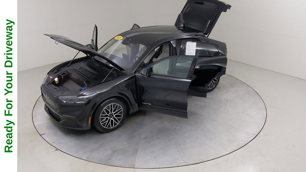 Certified 2025 Ford Mustang Mach-E Premium image 52