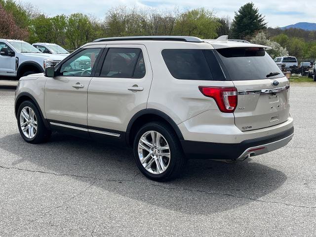 Certified 2017 Ford Explorer XLT w/ Equipment Group 202A AWD/4WD image 5