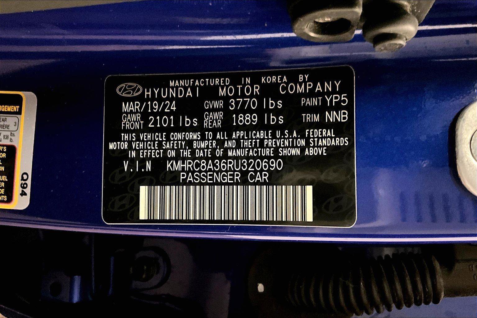 Used 2024 Hyundai Venue SEL image 32