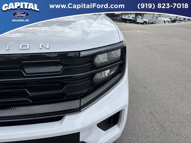 Certified 2025 Ford Expedition Active image 11